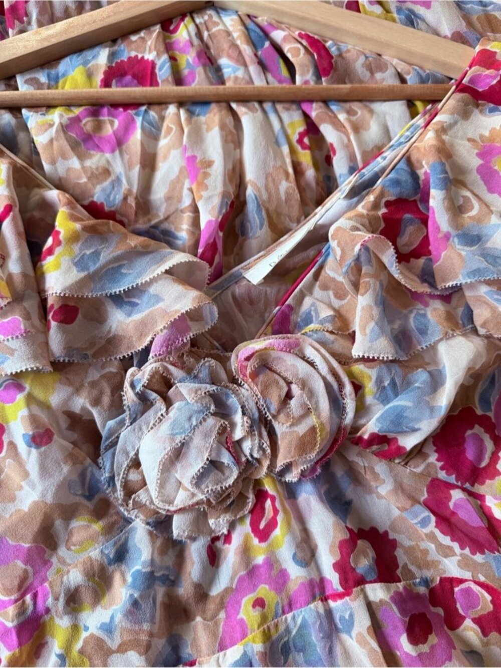 NEW DOEN Amerelle Silk Long Dress Jardin De Camelias Beige Pink Floral US XS - Picture 13 of 16